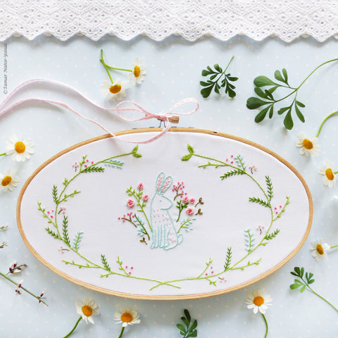 Easter Bunny - Oval embroidery kit