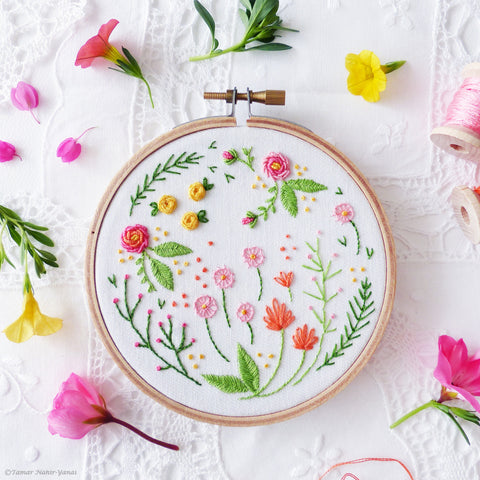 Happy Garden - 4" embroidery kit