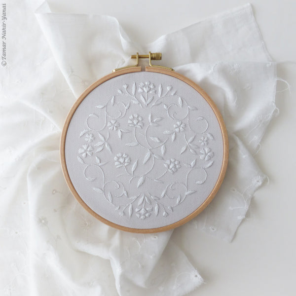 White Lace - 6" embroidery kit