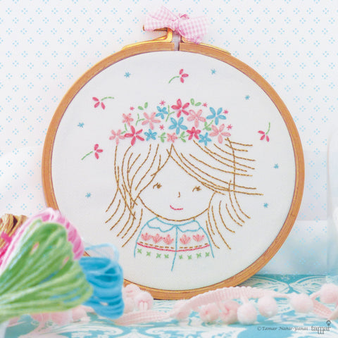 Birthday Girl - 6" embroidery kit