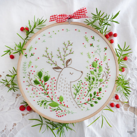 Christmas Deer - 6" embroidery kit