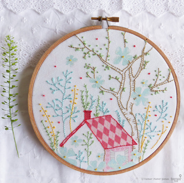 Dream House - 6" embroidery kit