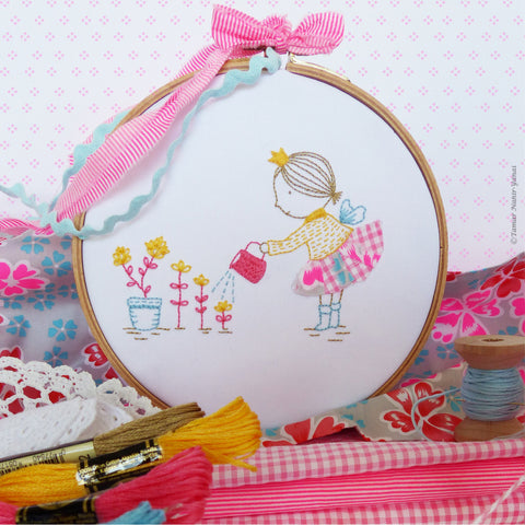 Happy Little Fairy - 6" embroidery kit