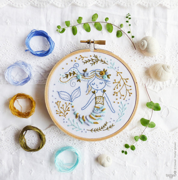Mermaid Dreams - 4" embroidery kit