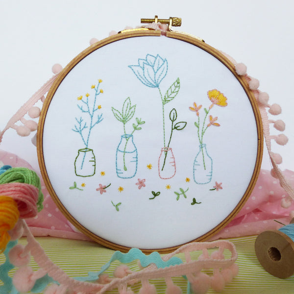 Spring Flowers - 6" embroidery kit
